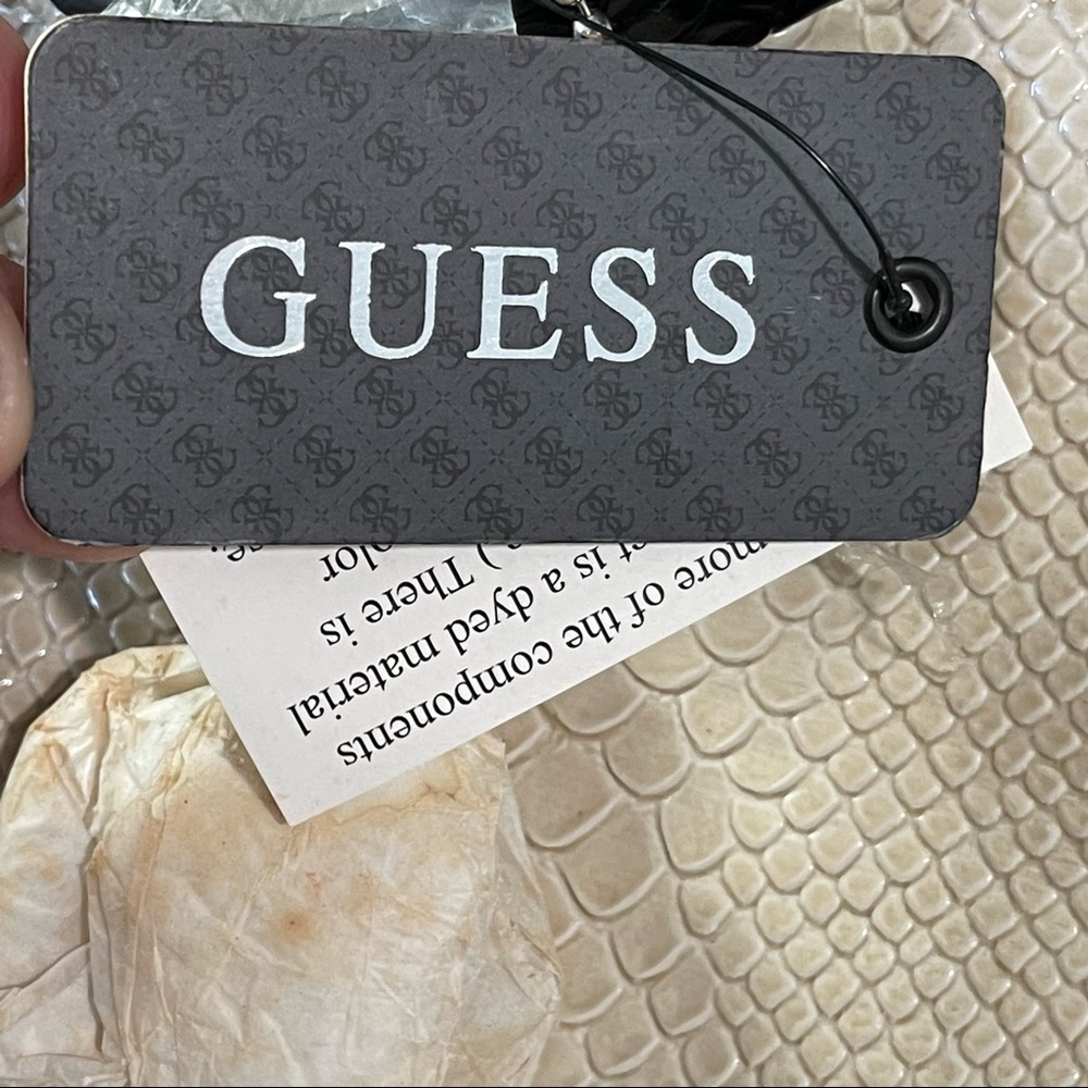 NWT Tote Guess Bag - Picture 16 of 17